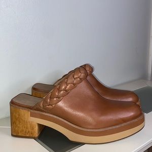 Bernardo Leather Braided Heeled Clogs - Saffia Women’s Sz 11